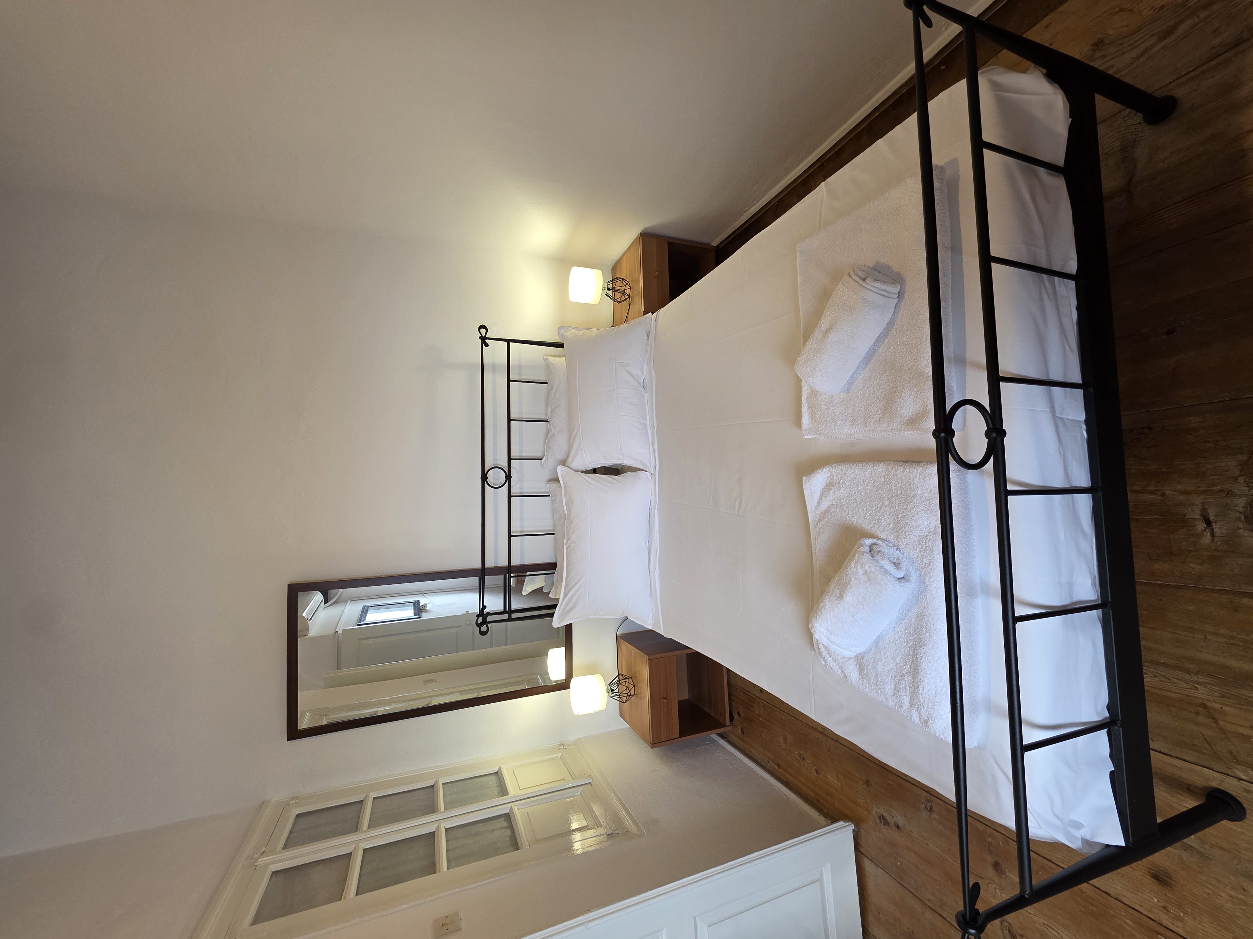 Spitaki Milos - Υπνοδωμάτιο 2