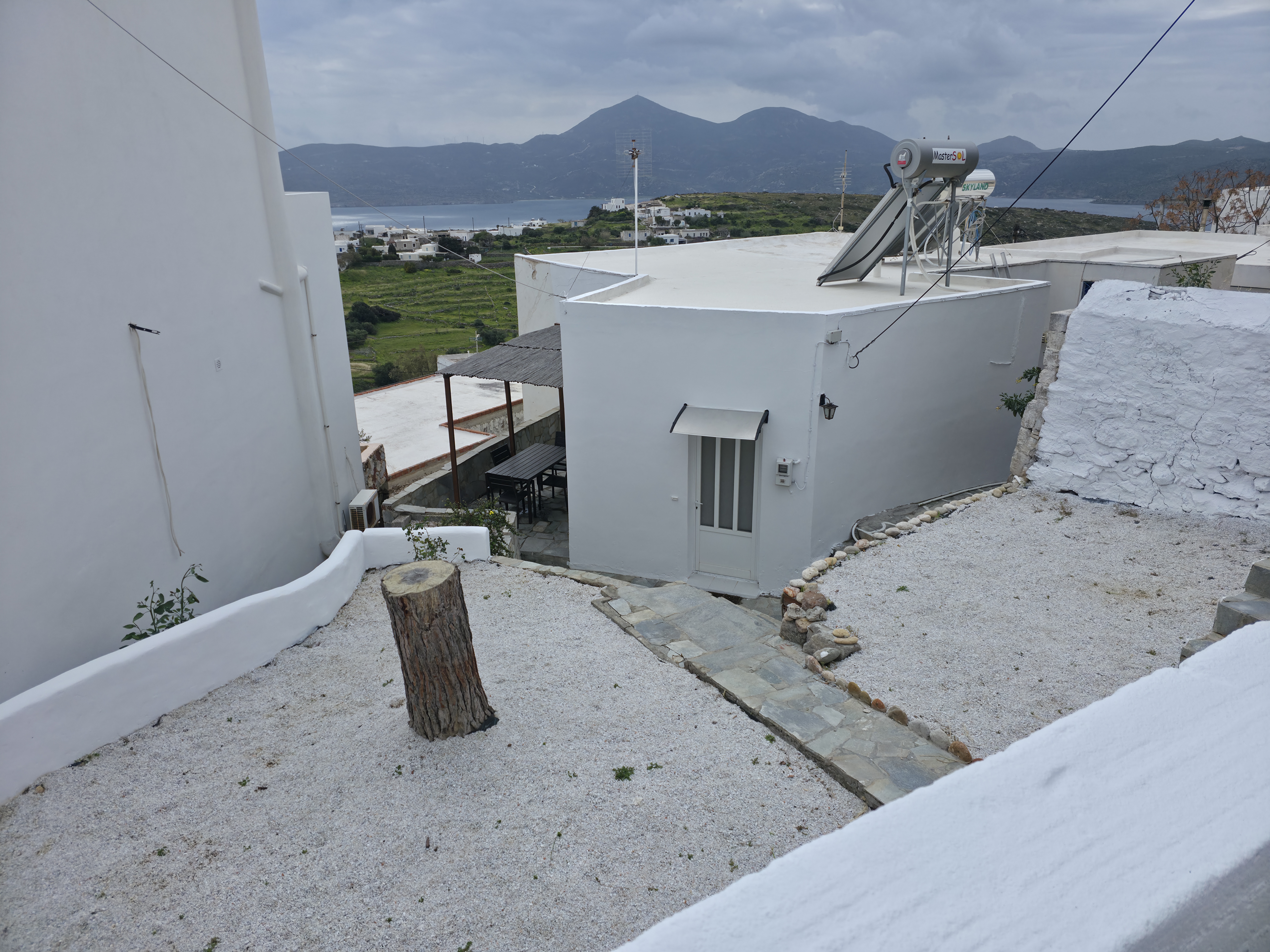 Spitaki Milos - Θέα